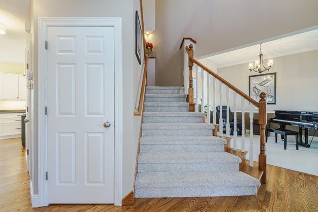 9125 Windsor Avenue, Savage, MN 55378