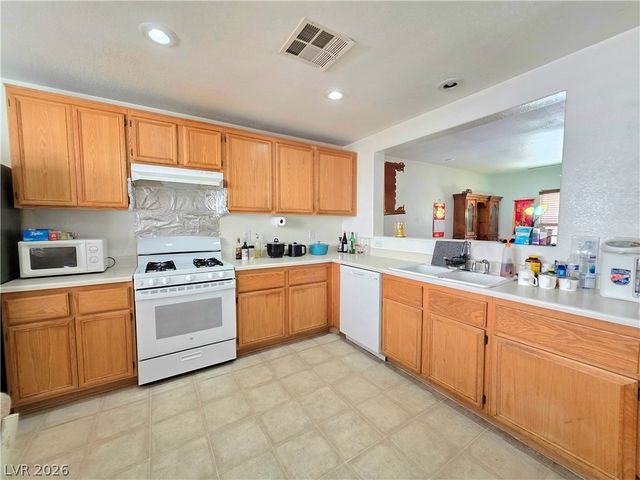 4937 Secret Rock Street, Las Vegas, NV 89122