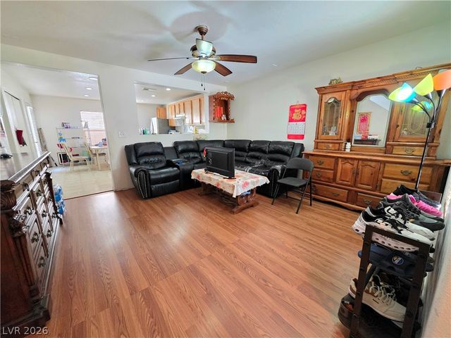 4937 Secret Rock Street, Las Vegas, NV 89122