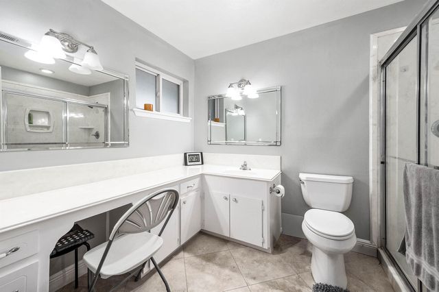 902 S Kaufman Drive, Deer Park, TX 77536