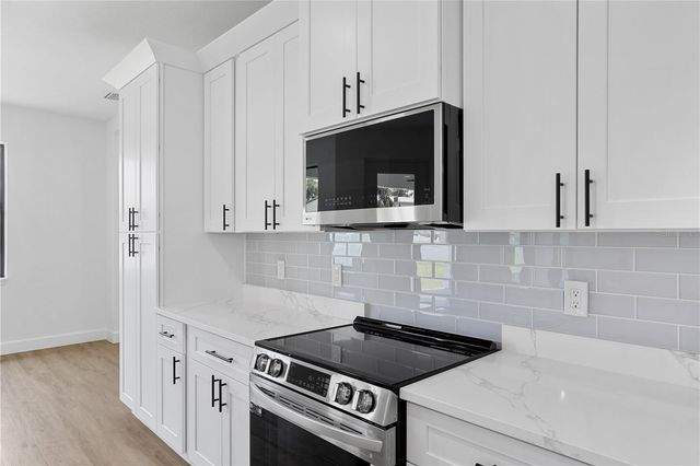 2805 ANNISTON ROAD, North Port, FL 34288