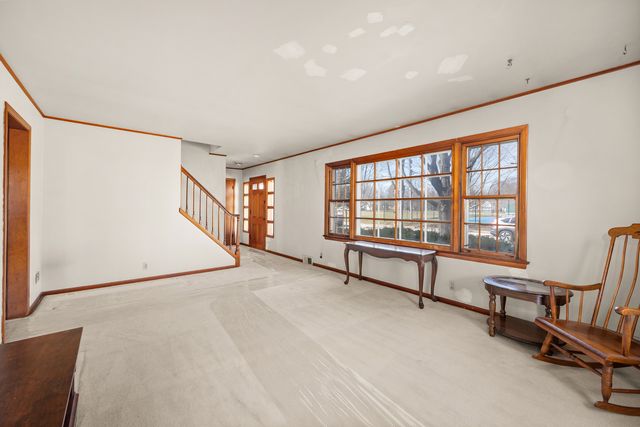 505 Mosedale Street, St. Charles, IL 60174