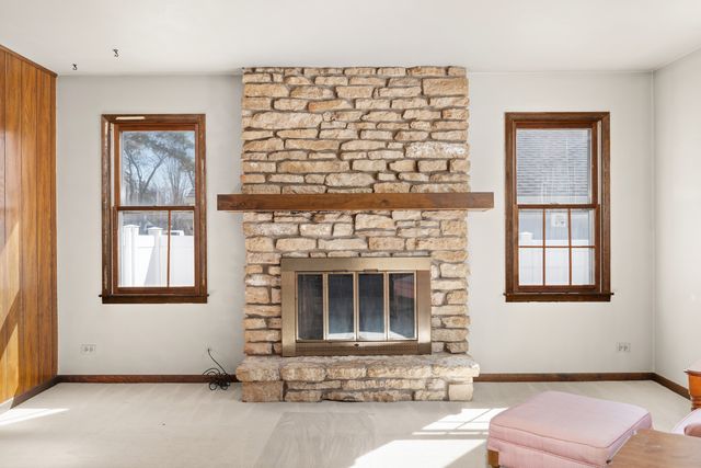 505 Mosedale Street, St. Charles, IL 60174