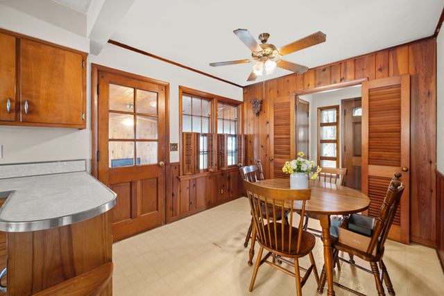 505 Mosedale Street, St. Charles, IL 60174