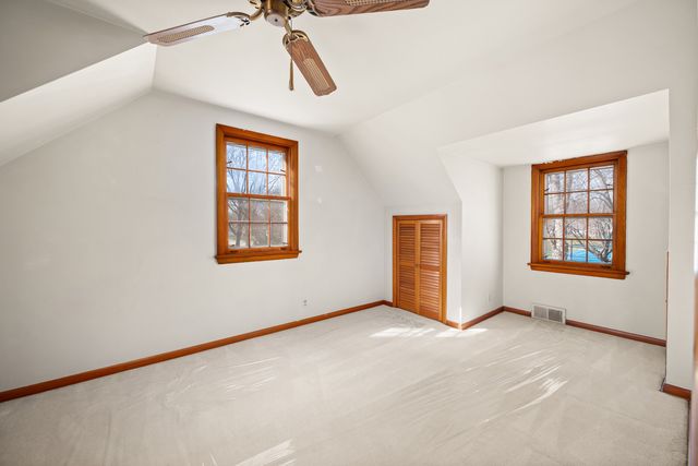 505 Mosedale Street, St. Charles, IL 60174