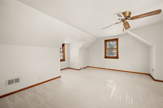 505 Mosedale Street, St. Charles, IL 60174