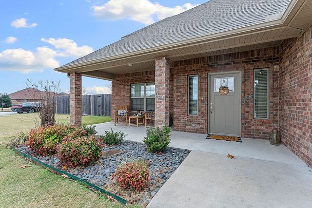 4290 Sussex Cove, Springdale, AR 72762