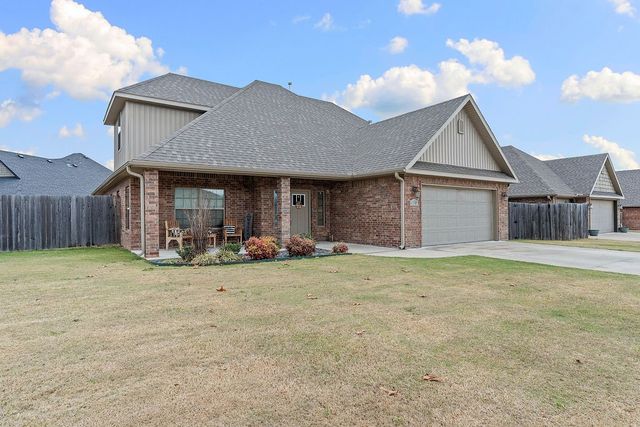 4290 Sussex Cove, Springdale, AR 72762