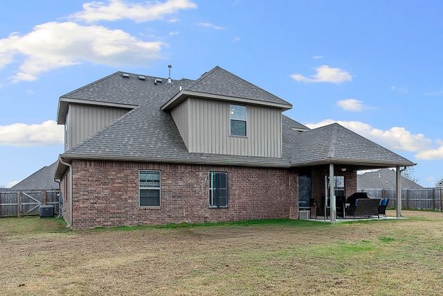 4290 Sussex Cove, Springdale, AR 72762