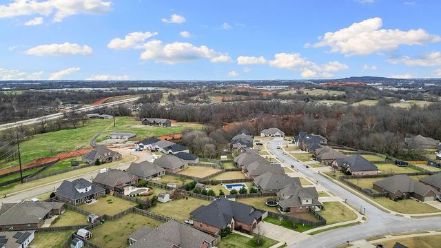 4290 Sussex Cove, Springdale, AR 72762