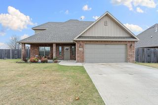 4290 Sussex Cove, Springdale, AR 72762