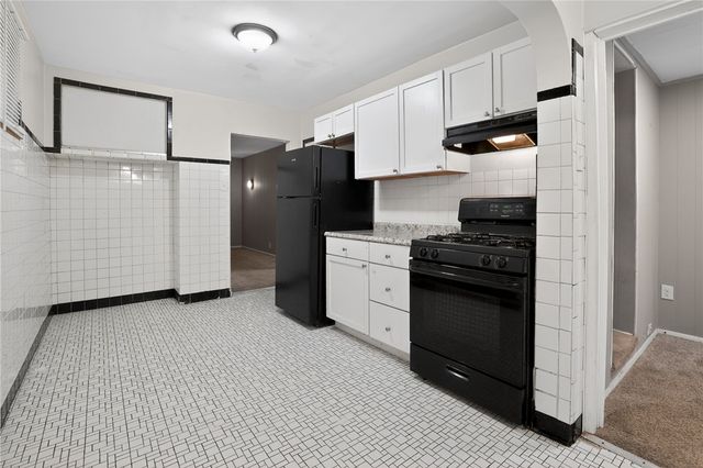 830 Elmwood St, Port Vue, PA 15133