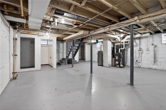 830 Elmwood St, Port Vue, PA 15133