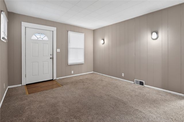 830 Elmwood St, Port Vue, PA 15133