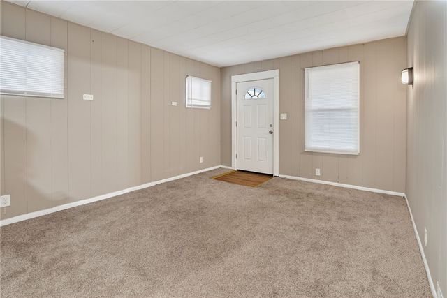 830 Elmwood St, Port Vue, PA 15133