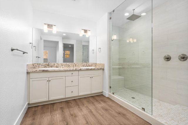 8099 Creek View, Friant, CA 93626