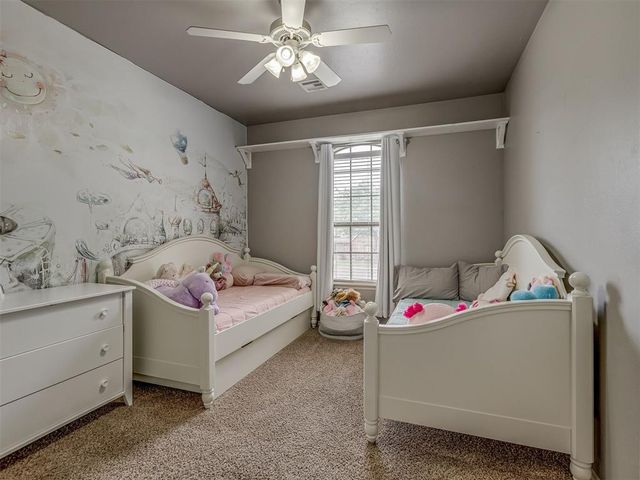 8762 Palermo Drive, Edmond, OK 73034