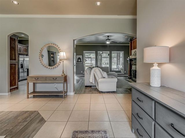 8762 Palermo Drive, Edmond, OK 73034