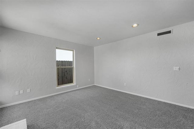 11418 Benttree Circle, Oklahoma City, OK 73120