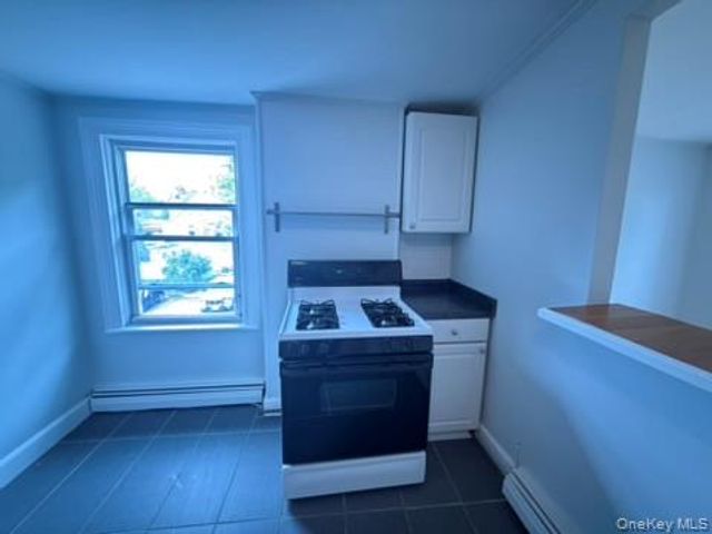 554 Main 1, Beacon, NY 12508
