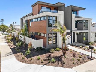 1075 Opal St, San Diego, CA 92109