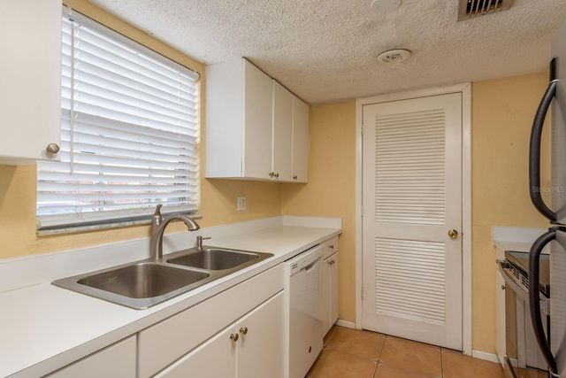 200 COUNTRY CLUB DRIVE 701, Largo, FL 33771