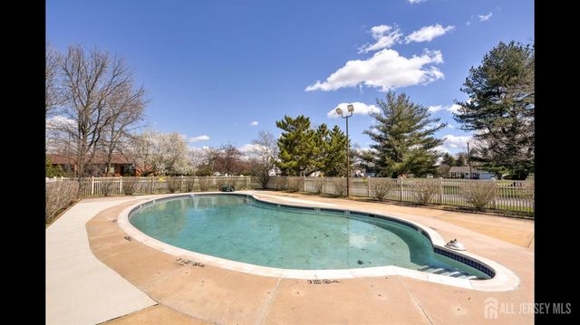 356 Ridge Road R10, South Brunswick, NJ 08810