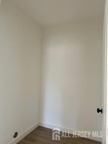 356 Ridge Road R10, South Brunswick, NJ 08810