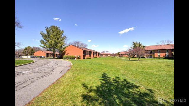 356 Ridge Road R10, South Brunswick, NJ 08810