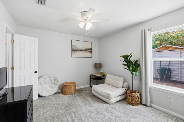 2557 Sandia Loop NE, Rio Rancho, NM 87144