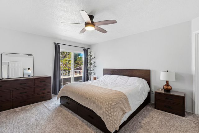 2557 Sandia Loop NE, Rio Rancho, NM 87144
