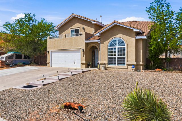 2557 Sandia Loop NE, Rio Rancho, NM 87144