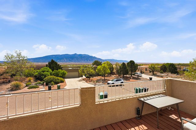 2557 Sandia Loop NE, Rio Rancho, NM 87144