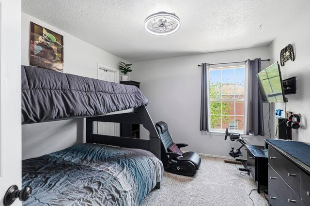 2557 Sandia Loop NE, Rio Rancho, NM 87144