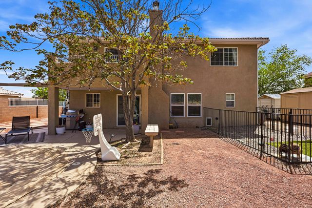 2557 Sandia Loop NE, Rio Rancho, NM 87144