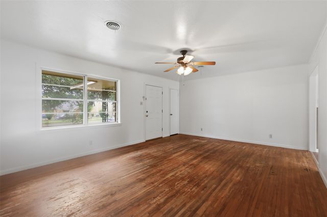 1506 E 29th Street, Bryan, TX 77802