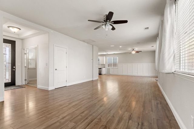 1595 SE Three Rivers Dr, Marysville, CA 95901