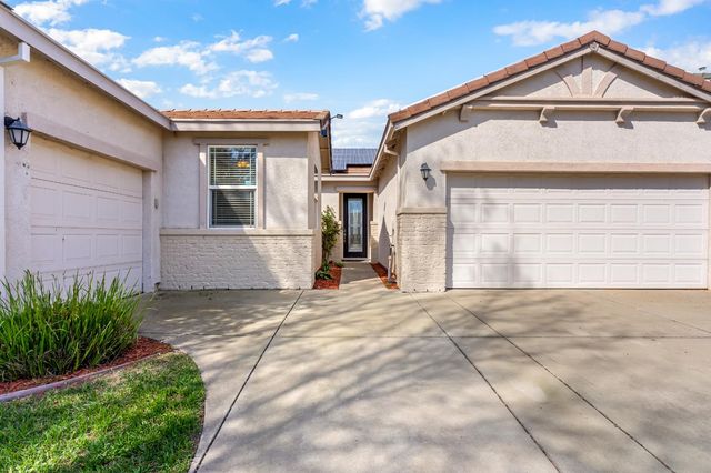 1595 SE Three Rivers Dr, Marysville, CA 95901