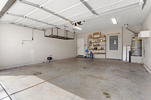 1595 SE Three Rivers Dr, Marysville, CA 95901