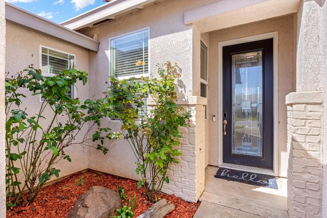 1595 SE Three Rivers Dr, Marysville, CA 95901