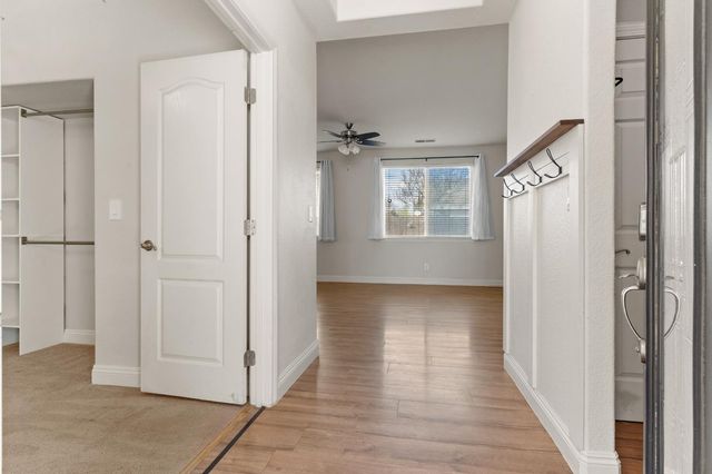 1595 SE Three Rivers Dr, Marysville, CA 95901