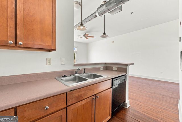 502 Pryor Street SW 302, Atlanta, GA 30312