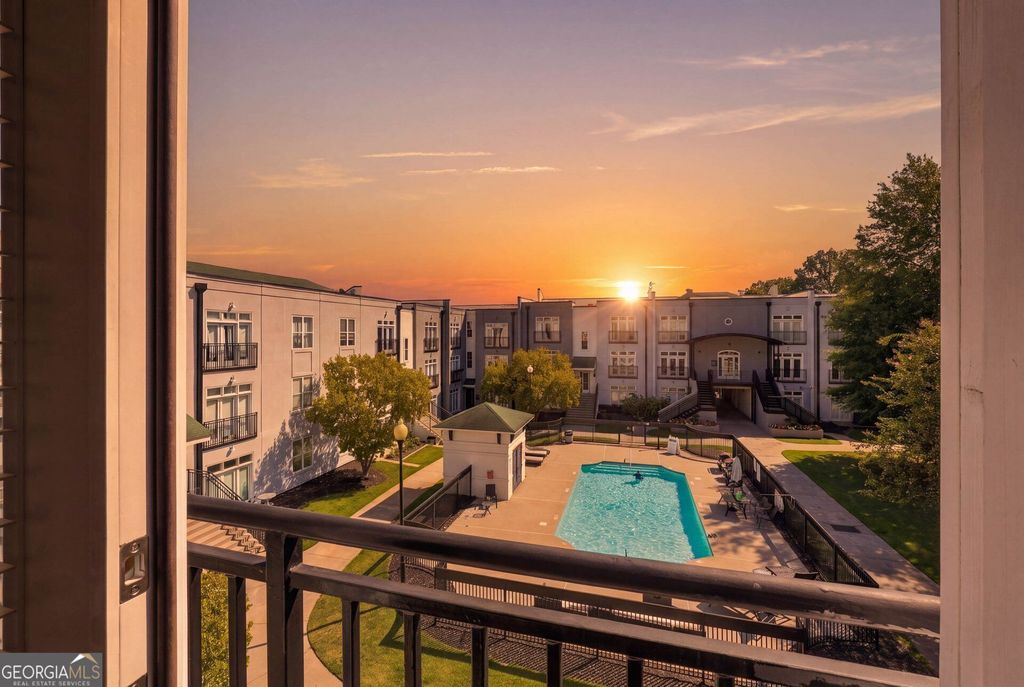 502 Pryor Street SW 302, Atlanta, GA 30312 — photo 2