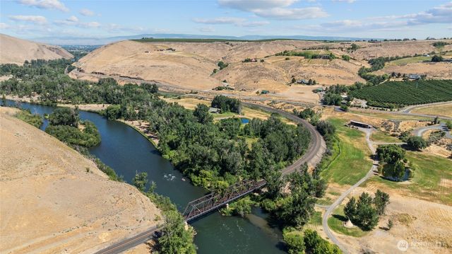 23001 SR 821, Ellensburg, WA 98926