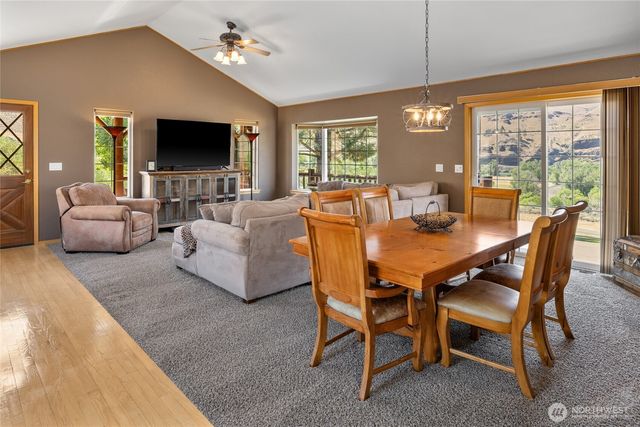 23001 SR 821, Ellensburg, WA 98926