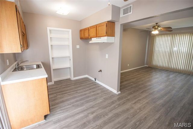 4416 Saint William Court, St Louis, MO 63134