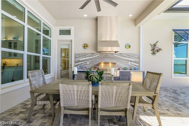 17424 Blue Sapphire DR, Fort Myers, FL 33913