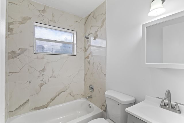 804 NW 2nd Avenue D, Fort Lauderdale, FL 33311