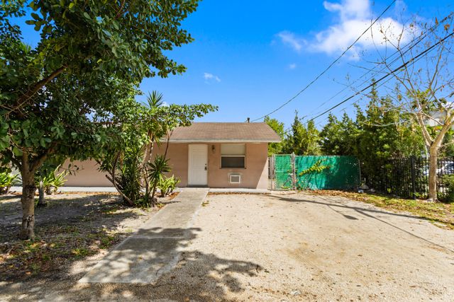 804 NW 2nd Avenue D, Fort Lauderdale, FL 33311