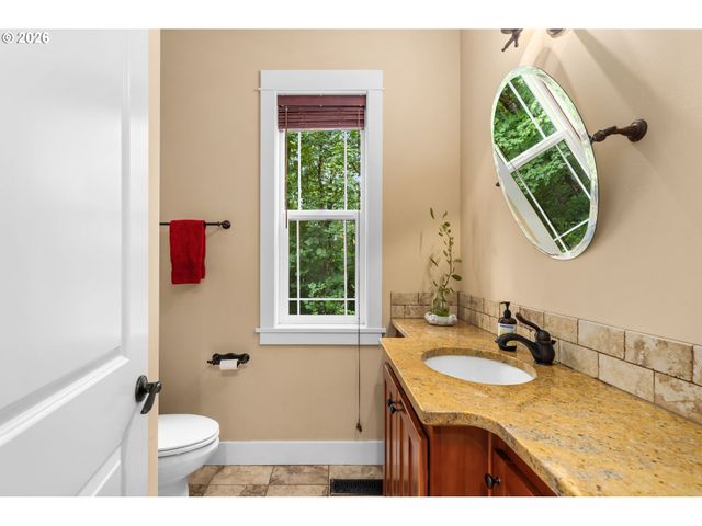 10126 Nw ASH Ct, Portland, OR 97231